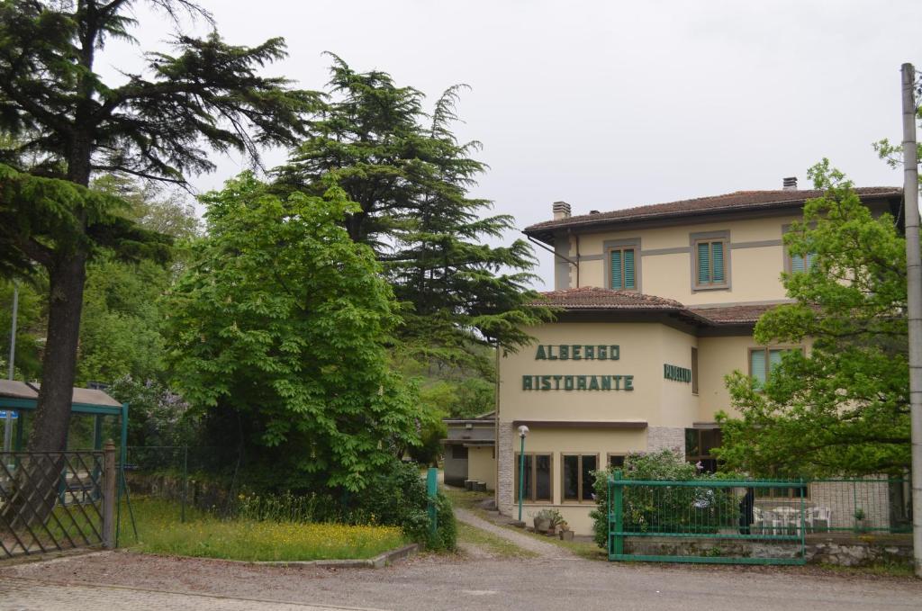 Albergo Padellino Vaglia  ภายนอก รูปภาพ