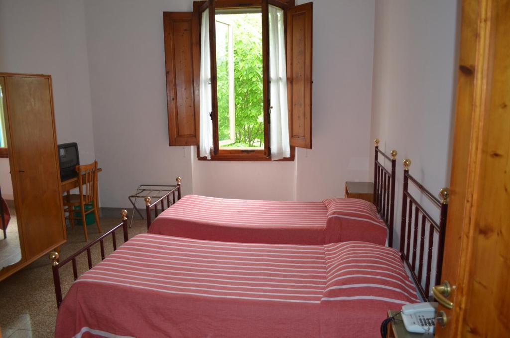 Albergo Padellino Vaglia  ภายนอก รูปภาพ